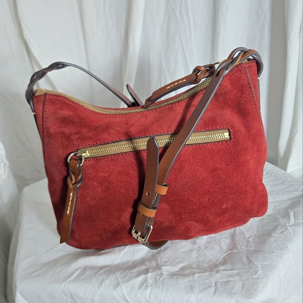 Beautiful Dooney & Bourke Crossbody - Picture 4 of 17
